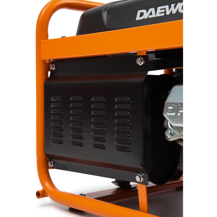 ZESTAW AGREGAT PRĄDOTWÓRCZY DAEWOO GDA 3500E 3.2kW + GENERATOR OIL SAE 10W-30 DWO 600